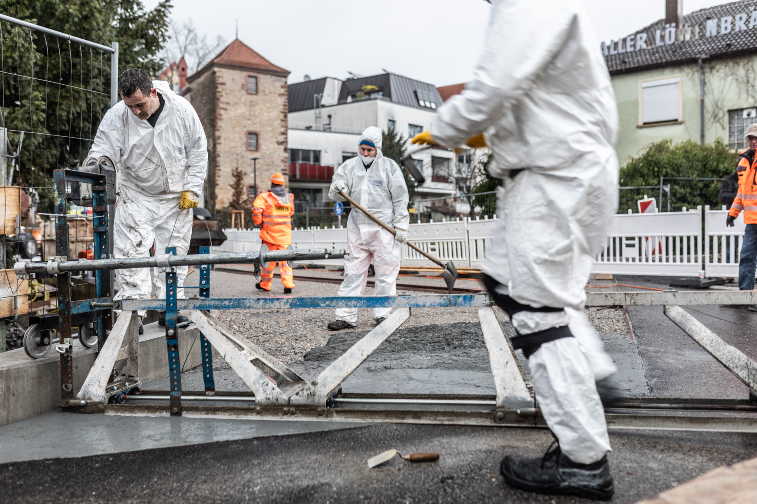 Fertiggestellte UHFB Brückensanierung